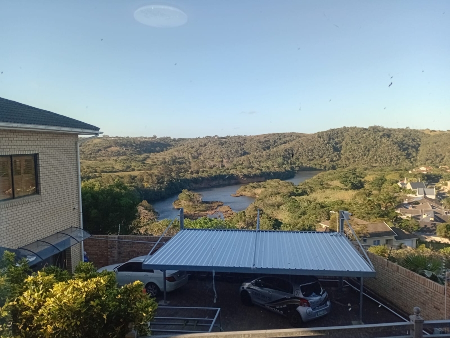 To Let 3 Bedroom Property for Rent in Gonubie North Eastern Cape